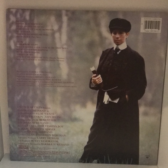 3/$30 Barbra Streisand “Yentl” original motion picture soundtrack 1983 - Picture 2 of 6
